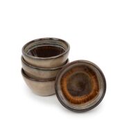 Illa Bazar Bizar coupelles à sauce Comporta lot de 6, bols artisanaux en céramique 6x6x4cm, bols de service méditerranéens pour sauces et dips, vaisselle portugaise artisanale aux variations de couleurs uniques, accessoires de table durables pour intérieurs modernes et rustiques chez Illa home decor