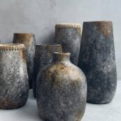 Illa Bazar Bizar vase Classy petite taille en gris antique, vase décoratif élégant pour fleurs séchées et fraîches, accessoire déco raffiné